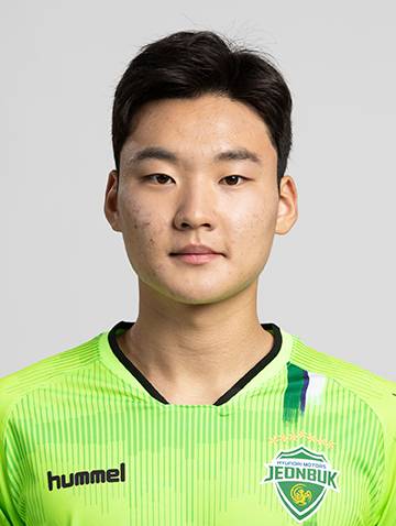 https://img.nbzhengqiu.com/img/football/player/c1afffab38064f1dc40df4f2b173d19a.jpg